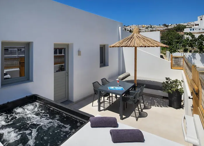 Anatelo House